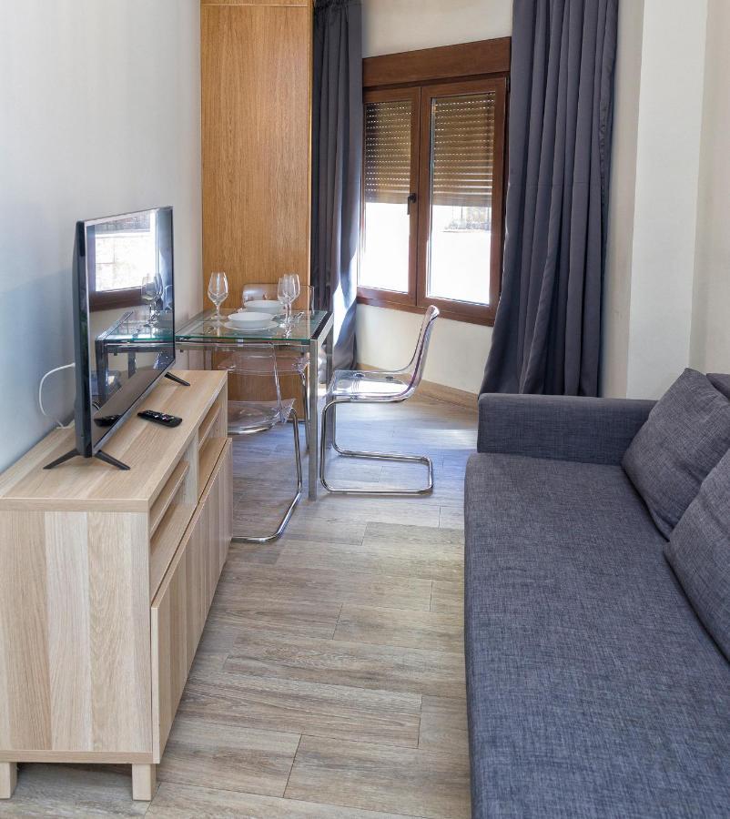Apartamentos Onnight Malaga Exterior photo